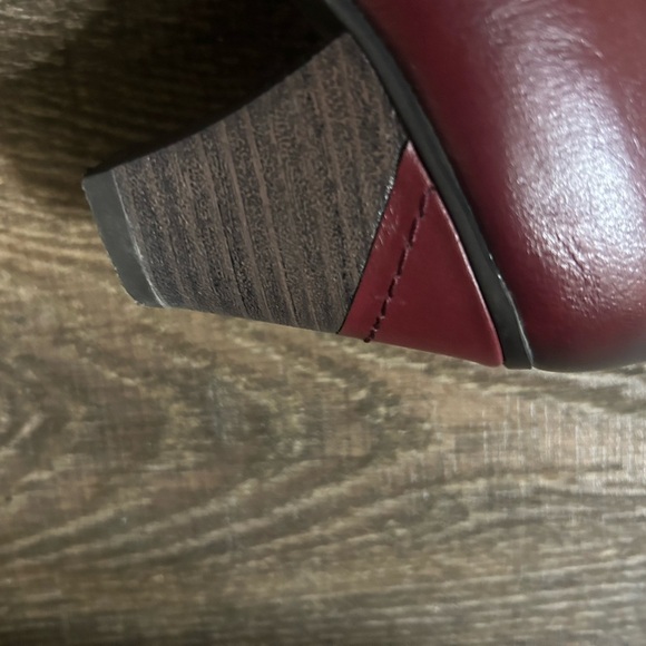 Vangelo lined boots in new condition a few times by my Mom😂 too funky for her6.5 - Picture 5 of 10